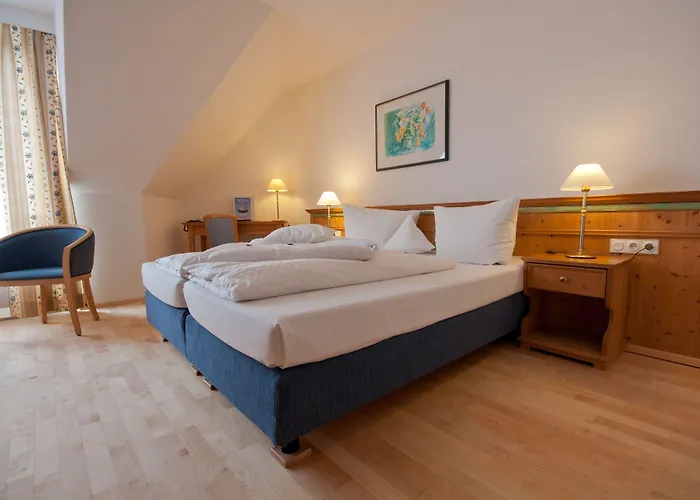 מלון Parkhotel Altmuehltal