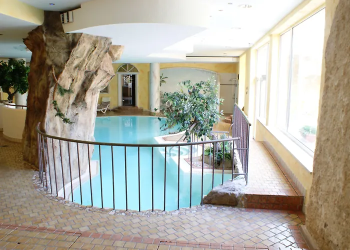 מלון Parkhotel Altmuehltal 4*