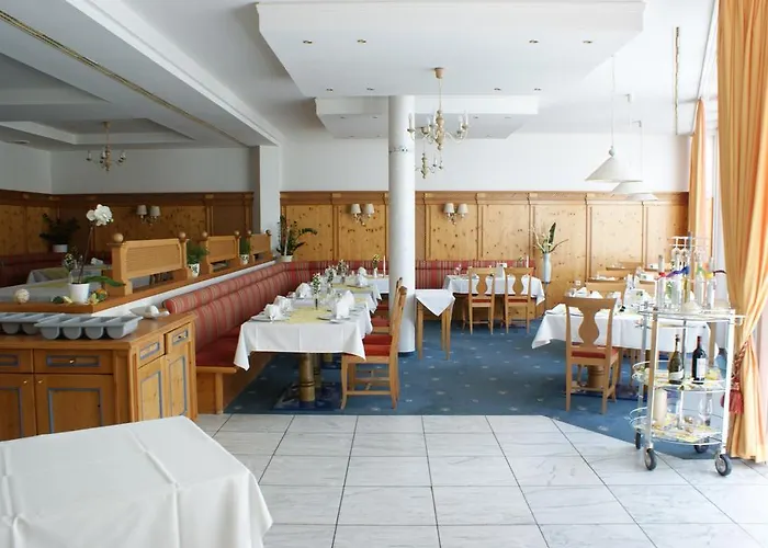 Parkhotel Altmuehltal מלון