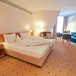 Parkhotel Altmuehltal 4*