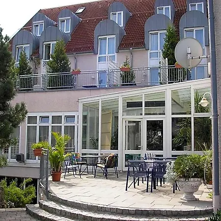Parkhotel Altmuehltal מלון גונצנהאוזן