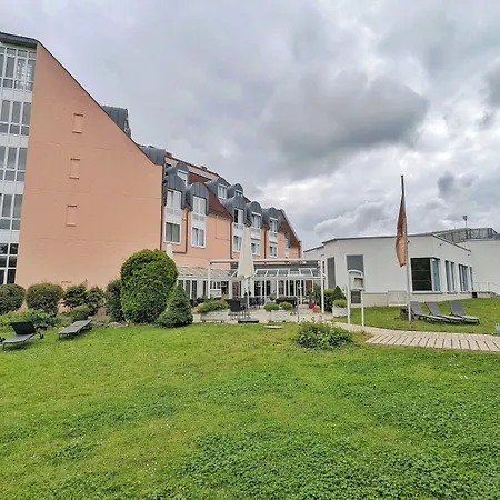 호텔 Parkhotel Altmuehltal 4*