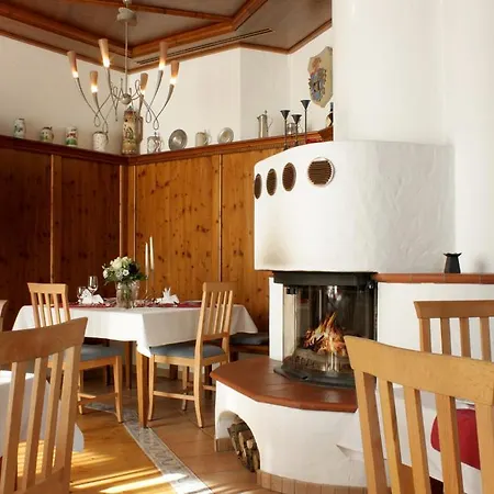 Отель Parkhotel Altmuehltal